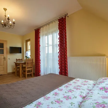 Krokuschata Pod Sokolica 3*