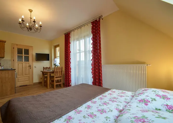 Krokuschata Pod Sokolica 3*